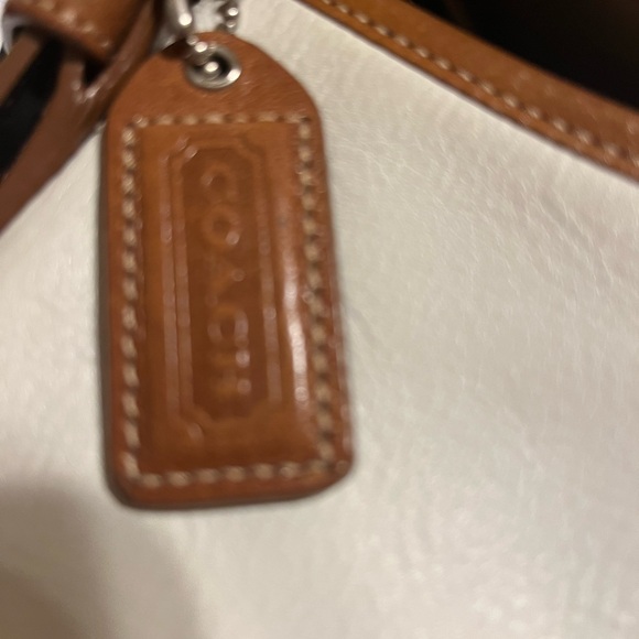 Coach Pebbled Leather Soho Flap Buckle Shoulder Handbag cream No. K0678-F10192 - Picture 13 of 15